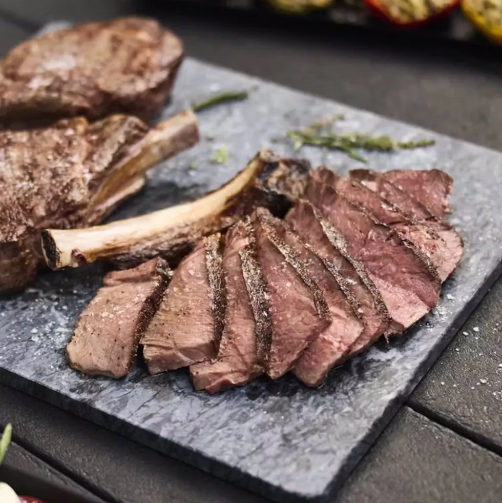 Barbacoa Weber® de gas Spirit E-425 con plancha de regalo