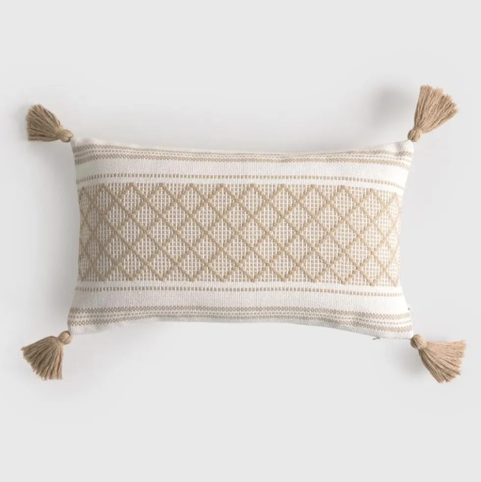 Funda de cojín tejido rombos con borlas Diami