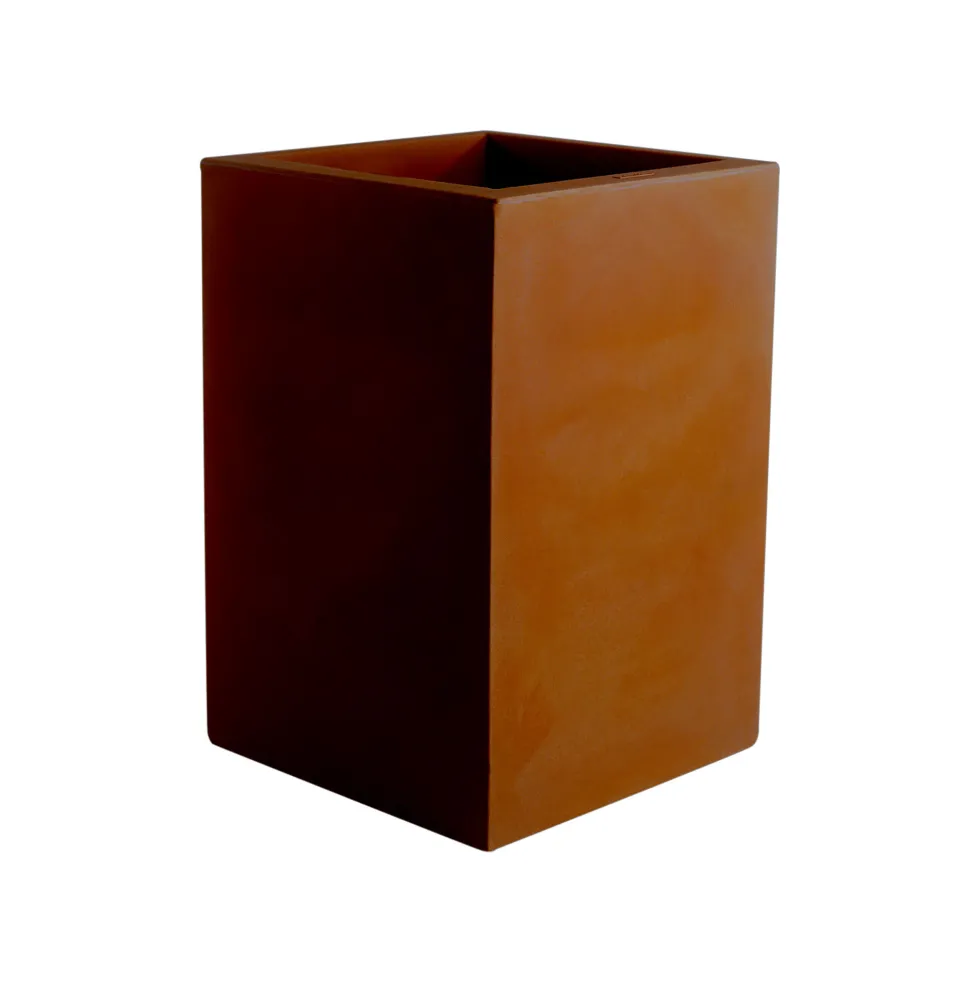 Maceta de Resina Fang Bronce Cubo Alto - Vondom