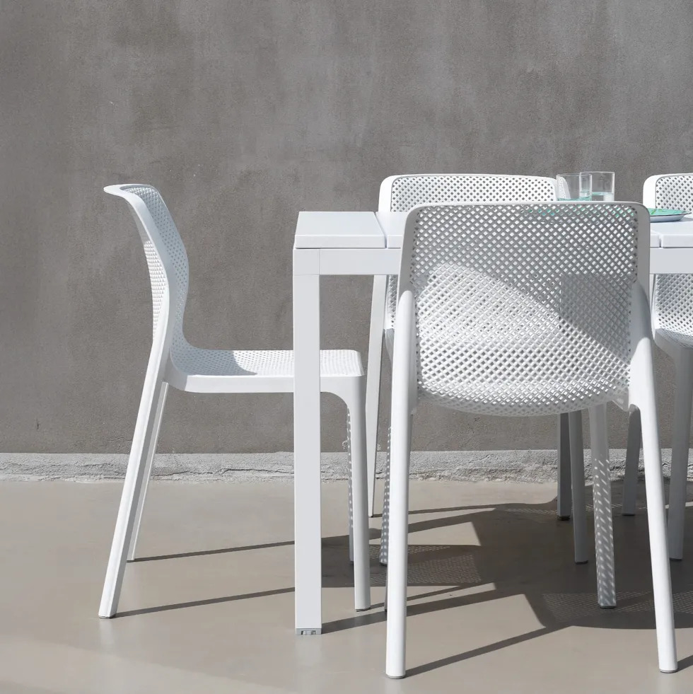 Mesa de comedor exterior Nardi RIO blanca extensible