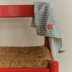 Pack de 2 servilletas de algodón a rayas con flor bordada Abu